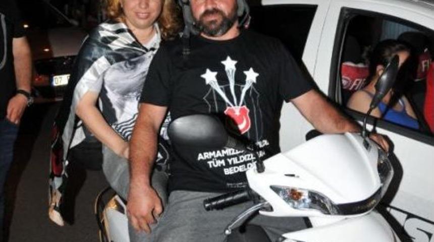 Antalya'da Şampiyonluk Kutlaması