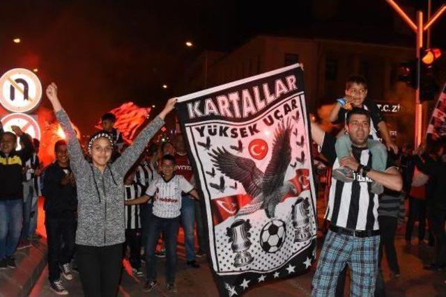 Edirne'de Beşiktaşlıların Şampiyonluk Kutlaması