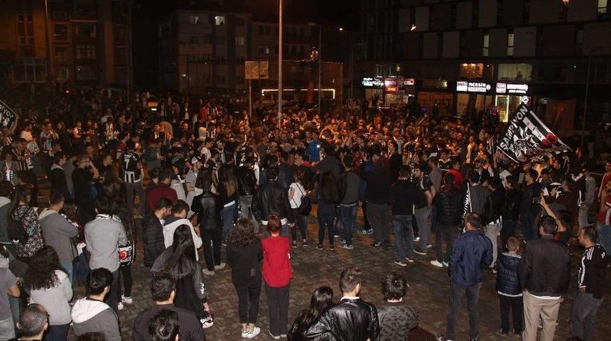 Karab&uuml;k&rsquo;te Beşiktaş&rsquo;ın Şampiyonluğu Kutlandı