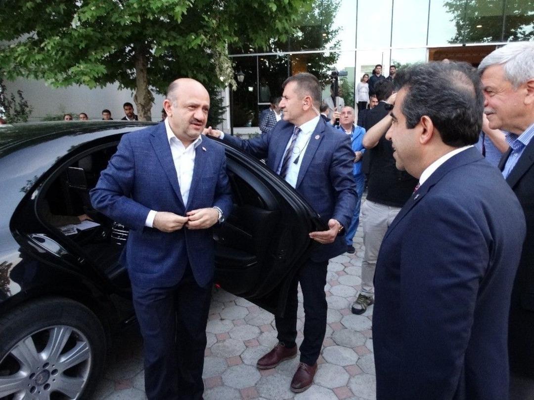 Bakan Işık: "hi&ccedil;bir Şehidimizin Kanı Yerde Kalmayacak"