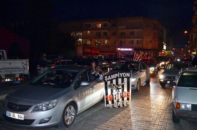 Didim’de Beşiktaşlılar Şampiyonluğu Konvoyla Kutladı