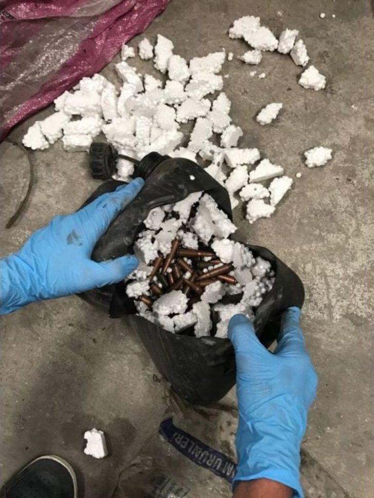 Sanayide İki İş Yerinden Cephanelik Çıktı G3