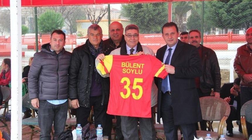 Menderes Sarı Kırmızı Oldu