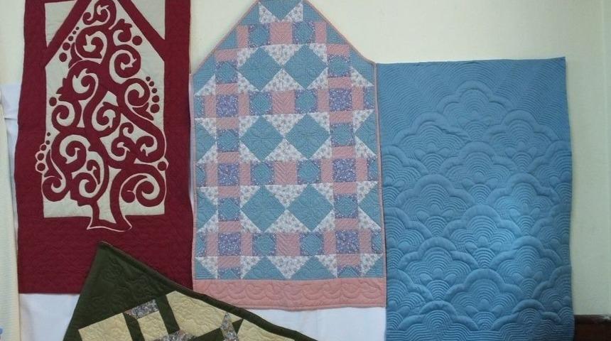 Burhaniye&rsquo; De Kırkyama Yatak &Ouml;rt&uuml;leri 3 Bin Liradan Satışa &Ccedil;ıktı