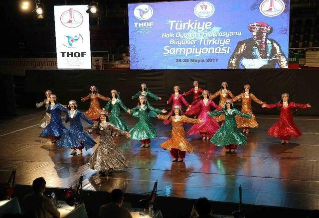 Karşıyaka, ‘zeybek’ İle Türkiye İkincisi Oldu