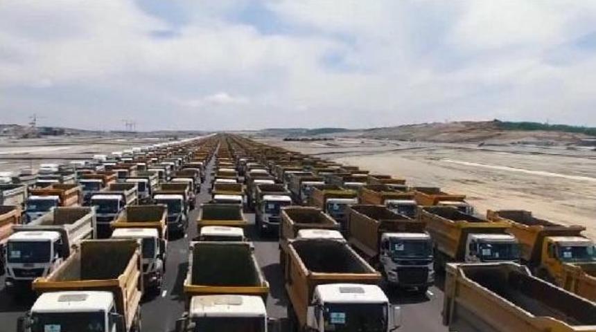 3. Havalimanı'nda 1453 Kamyonla Rekor Denemesi