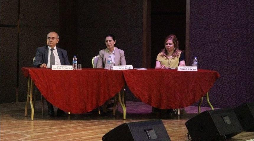 &Ccedil;ocuklar İ&ccedil;in Sanat Eğitiminin &Ouml;nemi Paneli