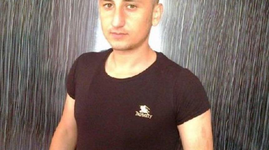 Eşini &Ouml;ld&uuml;r&uuml;p, Kayınvalidesi Ile Dedesini Yaralayan Koca, Intihar Etti