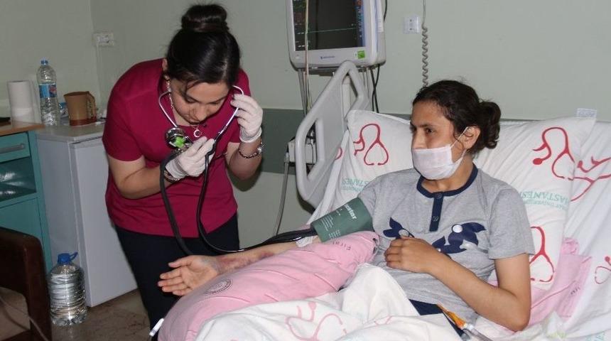 B&ouml;brek Yetmezliğine 13 Yaşında Yakalandı, 11 Yıl Sonra Nakille Kurtuldu