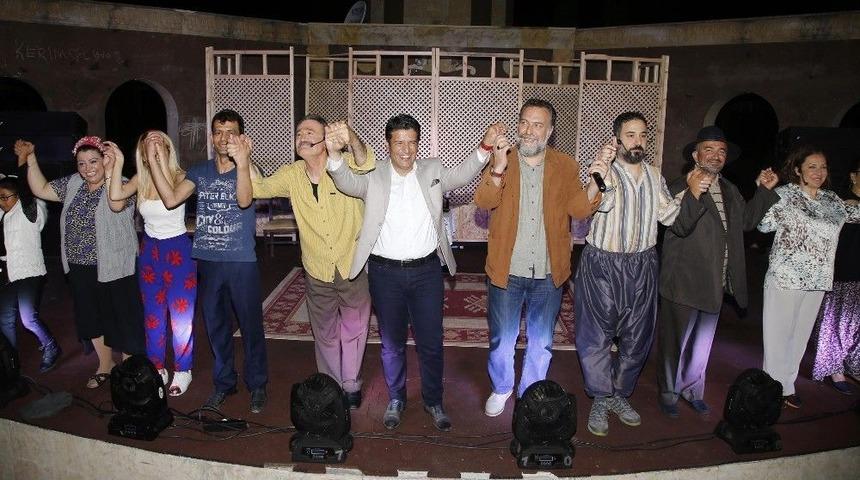 D&ouml;şemealtı&rsquo;nda &Ouml;nce İftar Sonra Tiyatro G&ouml;sterisi