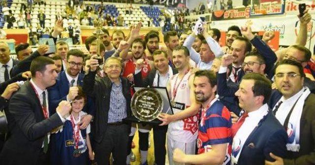 Balıkesir'e Karesispor Morali