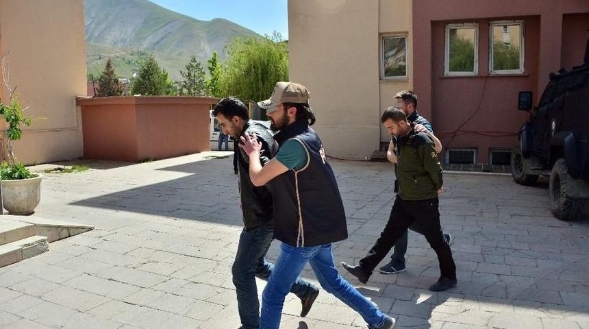 Hakkari&rsquo;de Fet&ouml; Operasyonunda 5 Tutuklama