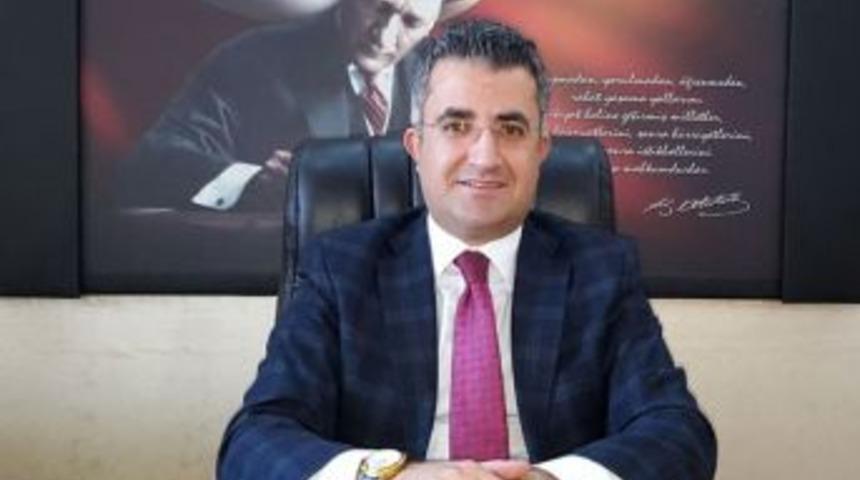 Gevaş Kaymakamlığından Yoksul Ailelere Yardım