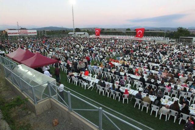 Gebze Belediyesinden Mollafenari’de 3 Bin Kişilik İftar