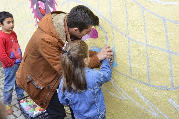 Sokakta Şenlik Var G4