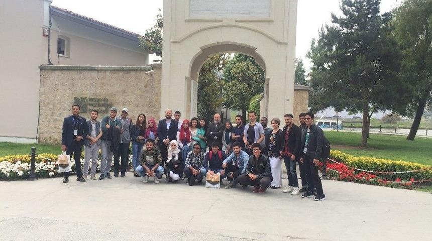 Yabancı Uyruklu &Ouml;ğrencilerden İstanbul Gezisi