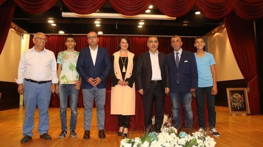 &Ccedil;elikcan: "&ccedil;ocuklarımızı Kitaplarla Buluşturup, Sevdirmeliyiz"