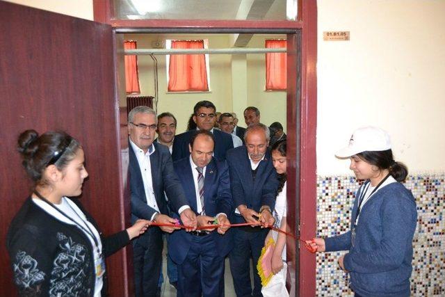 Kulu’da 4006 Tübitak Bilim Fuarı Açıldı