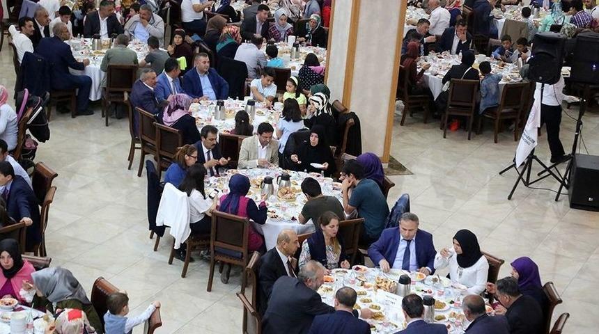 Anadolu Lezzetleri Esenler&rsquo;de İftar Sofrasına Taşınıyor