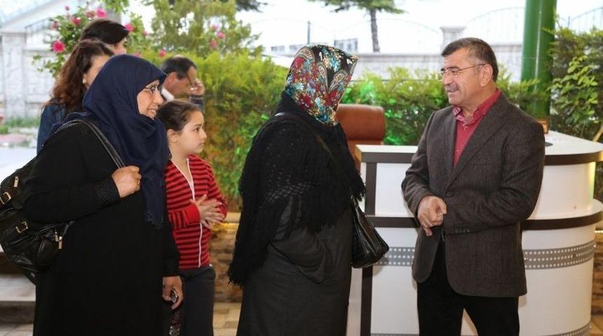 Başkan Akdoğan Şehit Ve Gazi Yakınlarıyla İftarda Buluştu