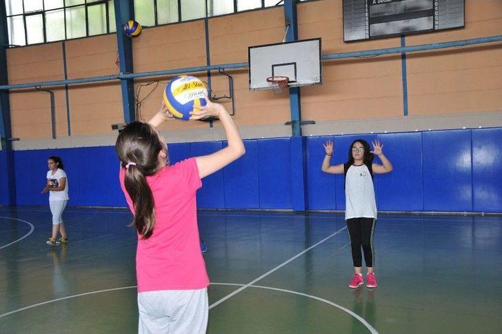 Bozüyük Belediyesi Yaz Spor Okulları İçin Başvurular 2 Haziran’da Sona Erecek G4