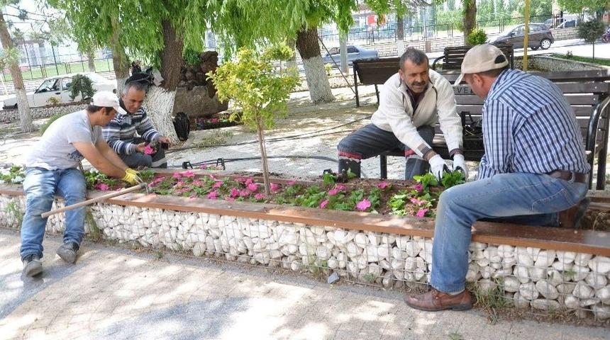 Develi&rsquo;de Peyzaj &Ccedil;alışmaları Devam Ediyor