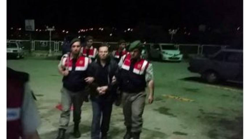 Fet&ouml;&rsquo;den Aranan Adam, Babasıyla Yunanistan&rsquo;a Ka&ccedil;arken Yakalandı