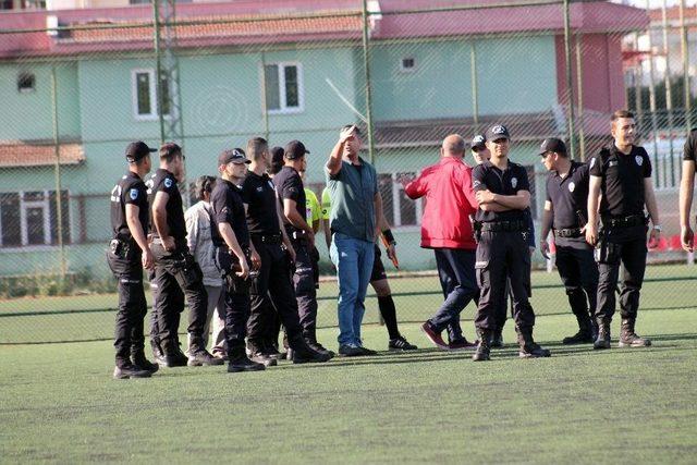 Yalova’da Amatör Maçta Olaylar Çıktı