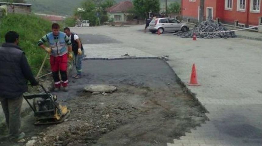 Ak&ccedil;akoca&rsquo;da Kilit Parke &Ccedil;alışmaları S&uuml;r&uuml;yor