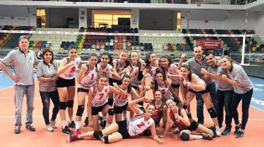 Karşıyaka Ve Rota Koleji Yarı Finalde