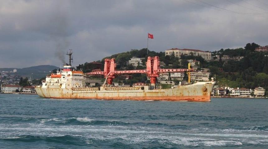Rus Askeri Kargo Gemisi İstanbul Boğazı&rsquo;ndan Ge&ccedil;ti
