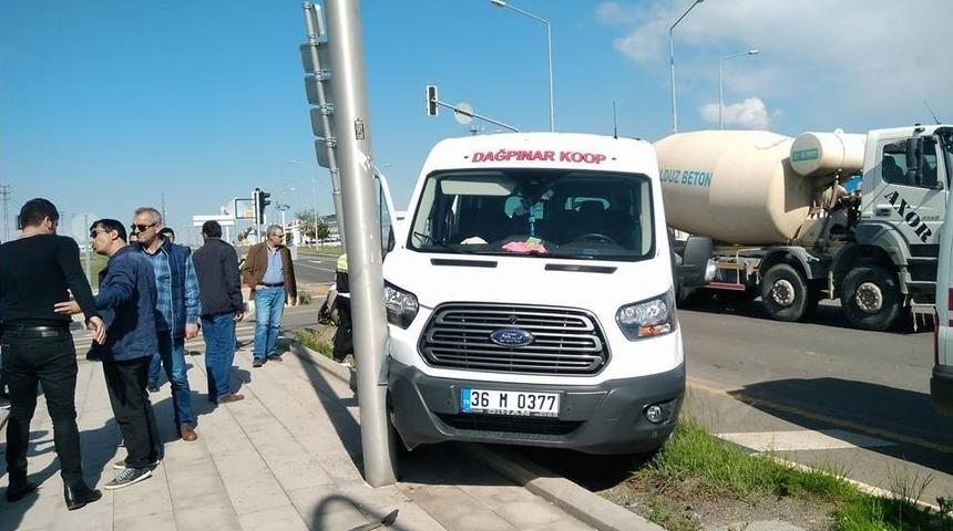 Kars&rsquo;ta Trafik Kazası: 2 Yaralı