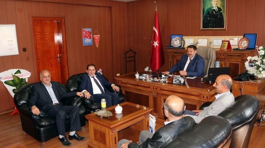 Memur-sen&rsquo;den Milli Eğitim M&uuml;d&uuml;r&uuml; Turan&rsquo;a Hayırlı Olsun Ziyareti