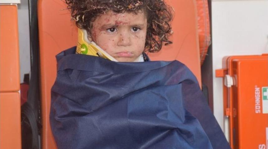 Adıyaman&rsquo;da Otomobil Şarampole Yuvarlandı: 5 Yaralı