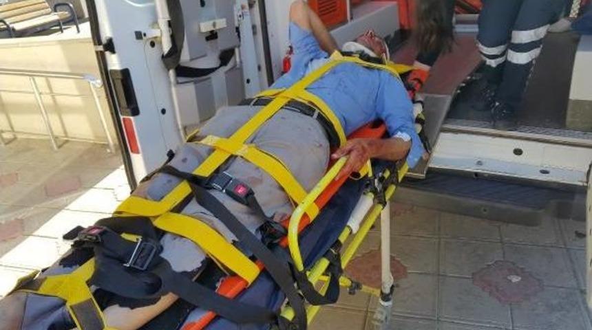 Kahta'da Otomobil Devrildi: 5 Yaralı