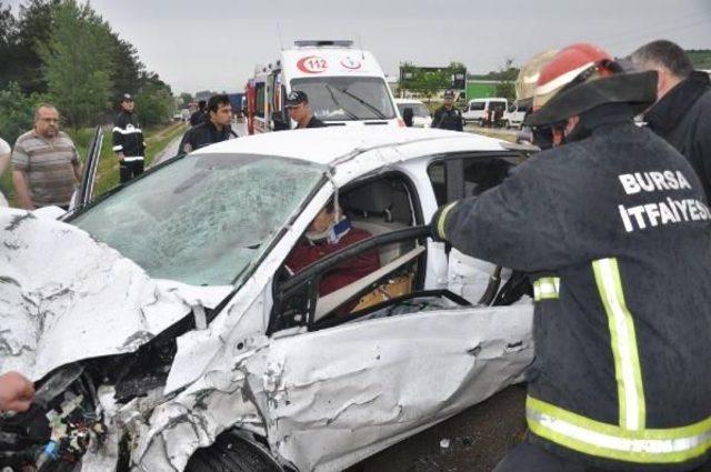 Çevik Kuvet Ekibi Göreve Giderken Kazazedelere Yardım Etti 3