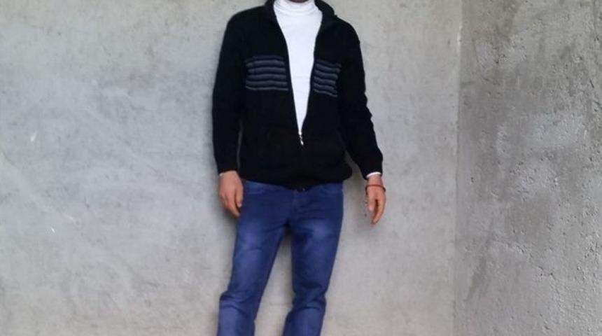 Mahalle Komşusunu Av T&uuml;feğiyle Vurup Ka&ccedil;tı