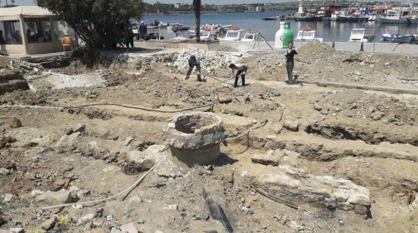 &rsquo;alistakis&rsquo;in Kahvesi&rsquo; Olarak Da Bilinen Tarihi Yapı G&uuml;n Y&uuml;z&uuml;ne &Ccedil;ıkarılıyor