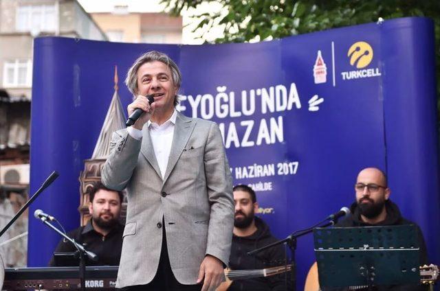 Beyoğlu’nda Binlerce Vatandaş Gönül Sofralarında Buluştu