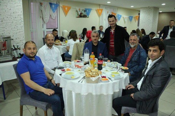 Kdz. Ereğli’de Ak Parti Divan Toplantısında Hizmetler Anlatıldı G5