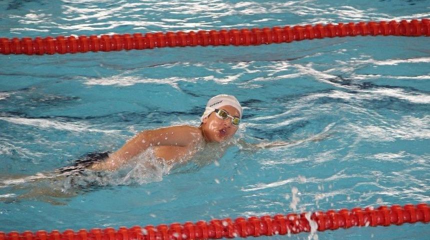 Y&uuml;zmede Teşvik Yarışları Yapıldı