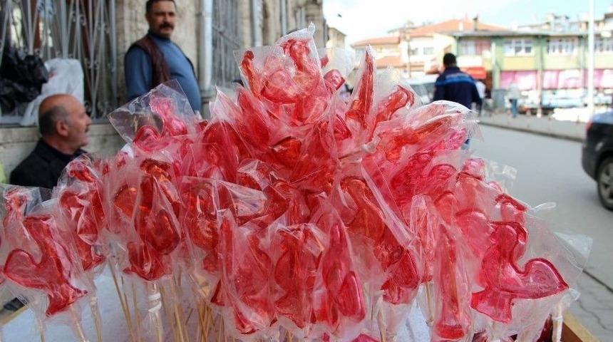 Dededen Toruna Horoz Şekeri Geleneği