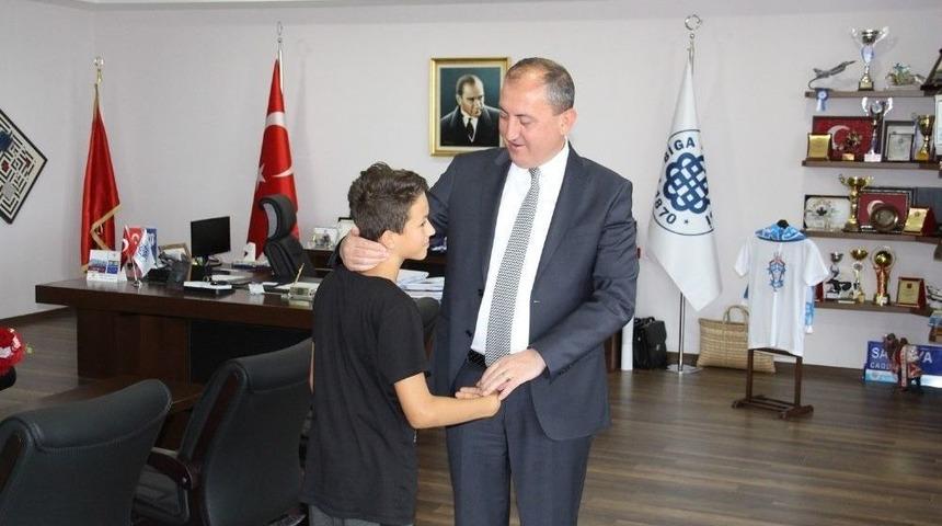 Gen&ccedil; Berke&rsquo;den B&uuml;y&uuml;k Başarı