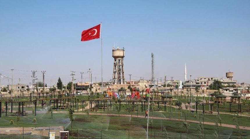 B&uuml;y&uuml;kşehir Ak&ccedil;akale Kent Parkını Tamamladı