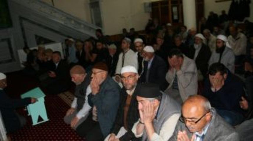 Kulu&rsquo;da Hatimli Teravih Namazı 5 Yıldır Devam Ediyor