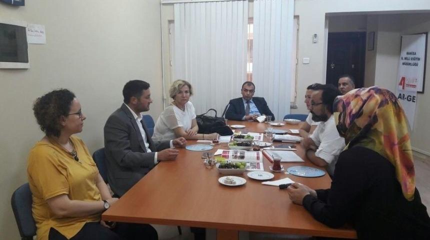 &lsquo;t&uuml;rk&ccedil;emiz Kirlenmesin&rsquo; Projesi İlk 200 Proje Arasına Girdi