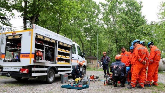 Afad’tan, İgdas Arama Kurtarma Ekibine ‘doğal Afetlerde Arama Kurtarma Eğitimi’