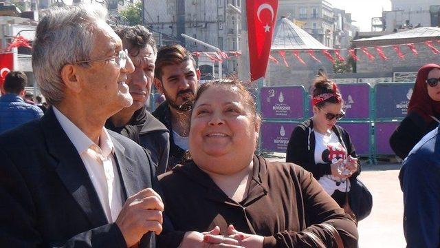 (özel Haber) Yetenek Sizsiniz Ferit Aslan’dan Taksim’de “beatbox” Şov