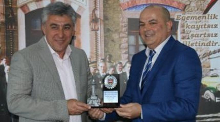 Başkan İnce&rsquo;den Taksicilere Destek