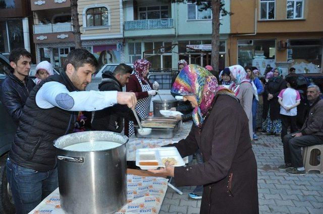 Hayırsever İş Adamından İftar